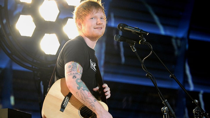 Watch Ed Sheeran's Rousing 'Castle on the Hill' at BBMAs