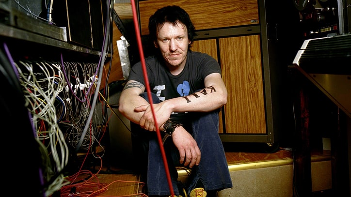 Hear Unreleased Elliott Smith Song From 'Either/Or' Reissue
