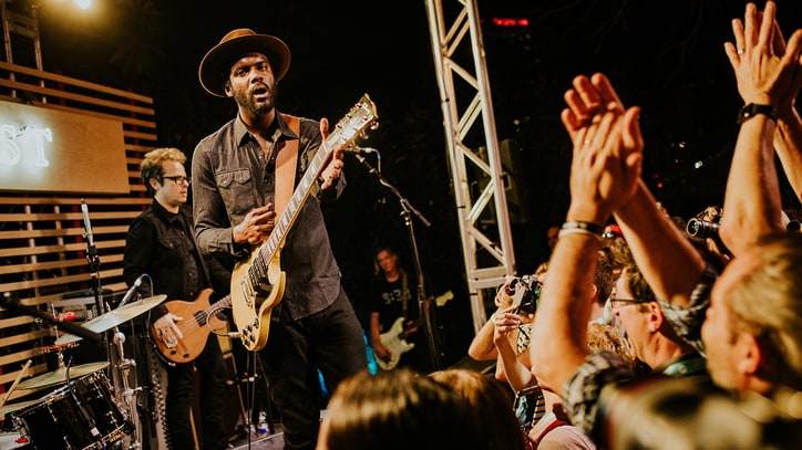 Watch Gary Clark Jr. Praise Childish Gambino, Beyonce
