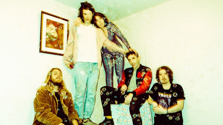 Review: Grouplove Still Ambitious, Mostly Innocuous on 'Big Mess'