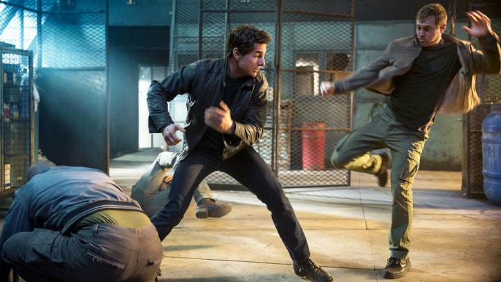 'Jack Reacher: Never Go Back' Review: Tom Cruise Returns and He's Mad as Hell