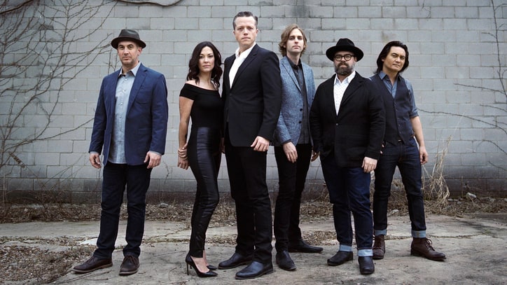 Review: Jason Isbell and the 400 Unit Look Outward on 'The Nashville Sound'