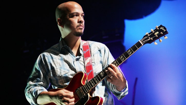 Pixies Guitarist Joey Santiago Enters Rehab