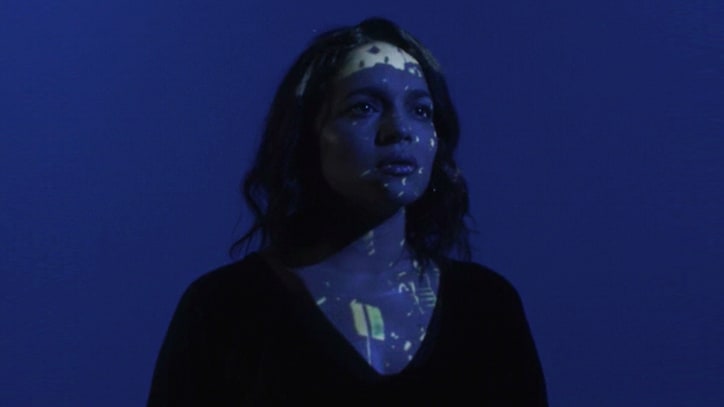 Watch Norah Jones Praise Social Protest in 'Flipside' Video