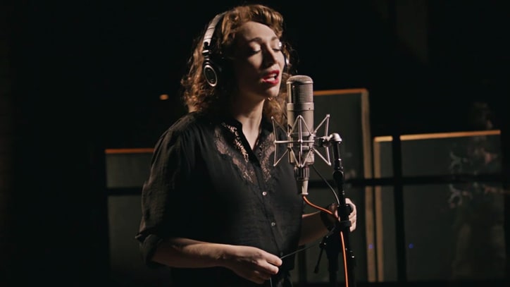 Watch Regina Spektor Croon Beatles' 'While My Guitar Gently Weeps'