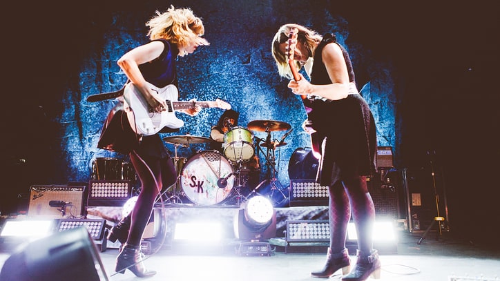 Review: Sleater-Kinney Are Raw, Explosive on 'Live in Paris'