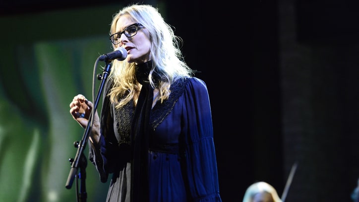 Watch Aimee Mann Perform Silky 'Goose Snow Cone' on 'Colbert'