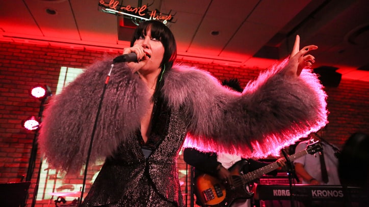 Hear Yeah Yeah Yeahs' New Trip-Hop 'Under the Earth' Remix