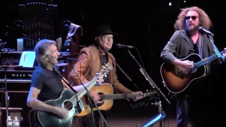 See Roger Waters, My Morning Jacket, Neil Young Cover Bob Dylan Together