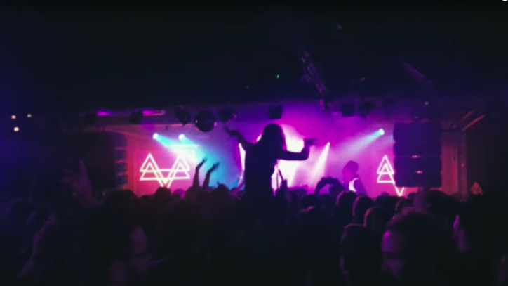 See Justice Throw Surprise Rave in Fan-Filmed 'Alakazam!' Video