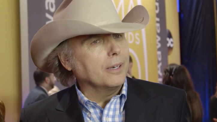 See Dwight Yoakam, Jon Pardi Talk 'Forever Country' at CMA Awards