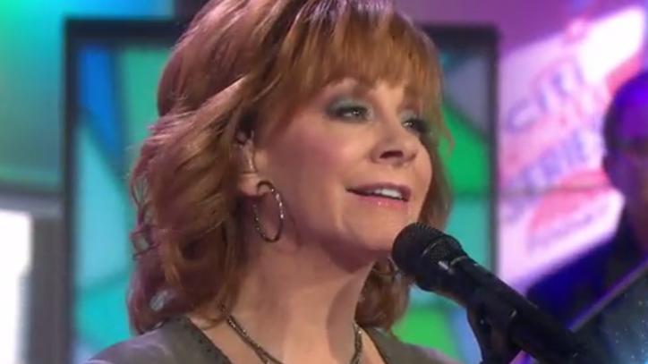 See Reba McEntire's Impassioned 'Back to God' on 'Today'