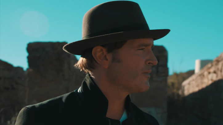 Watch Jerrod Niemann and Wife Dance in Gorgeous 'God Made a Woman' Video