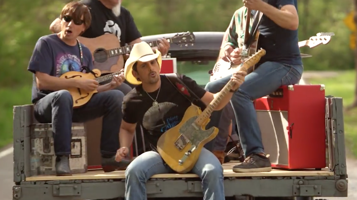 See Brad Paisley Nod to Georgia Satellites in 'Heaven South' Video