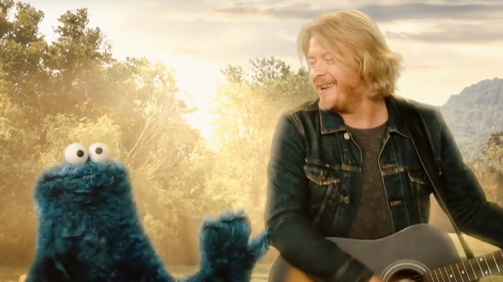 See Little Big Town's Surreal 'Sesame Street' Performance