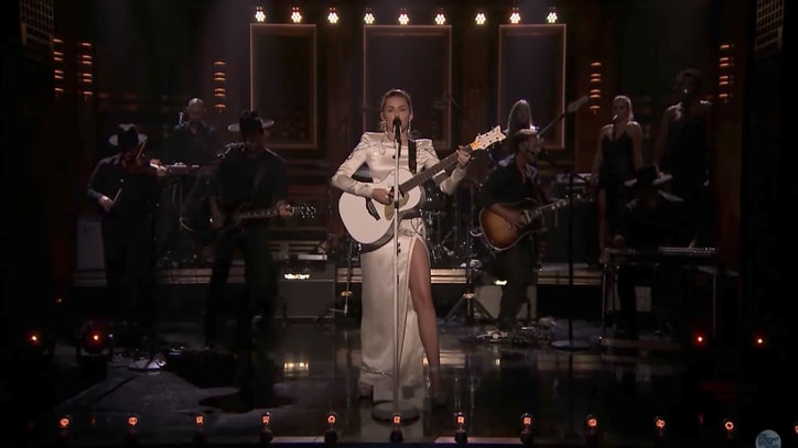 Watch Miley Cyrus Perform Soulful 'Week Without You' on 'Fallon'