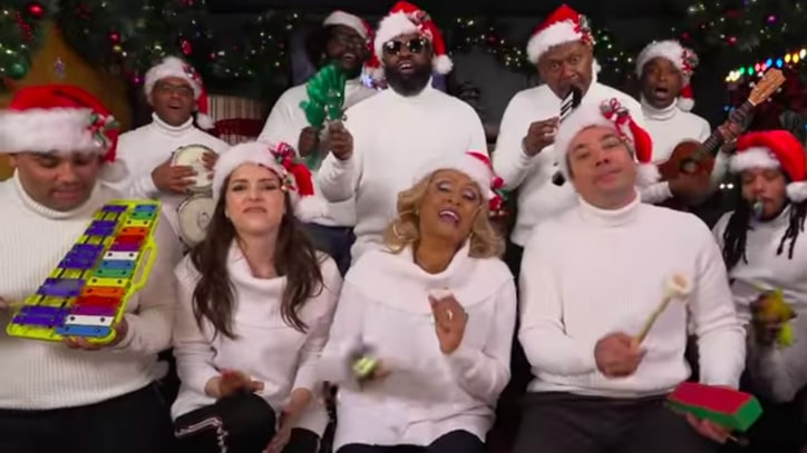 See Darlene Love Sing 'Christmas' With Toy Instruments on 'Fallon'