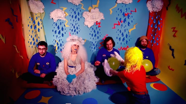 Watch Speedy Ortiz Fail Happiness Class in 'Lean In When I Suffer' Video