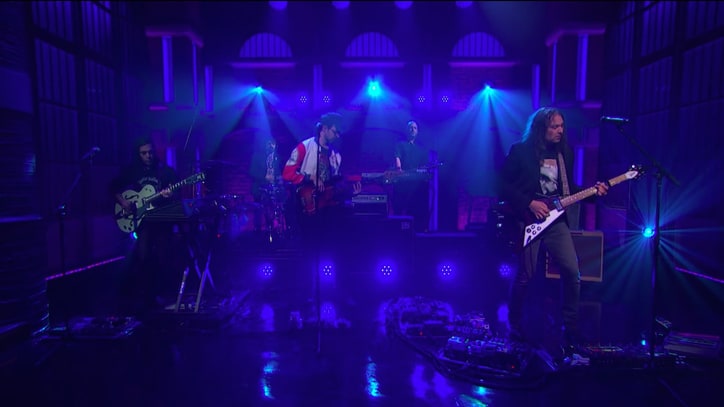 See the War on Drugs Perform Slow-Burning 'In Chains' on 'Seth Meyers'