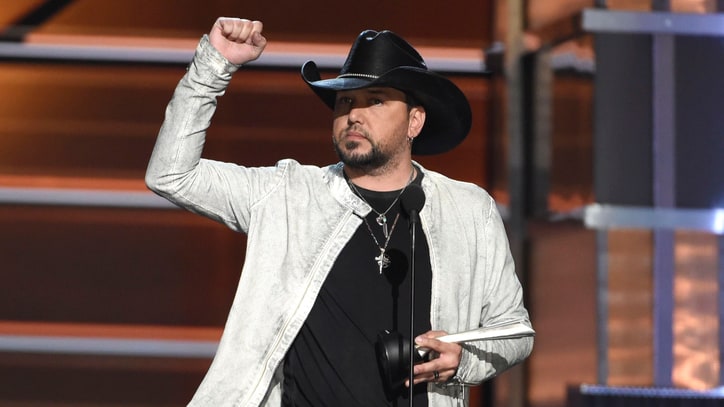 2018 ACM Awards Crown Jason Aldean Entertainer, Shy Away From Route 91