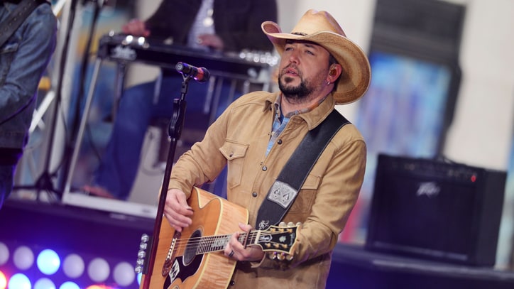 On the Charts: Jason Aldean Claims Country's First Number One of 2018
