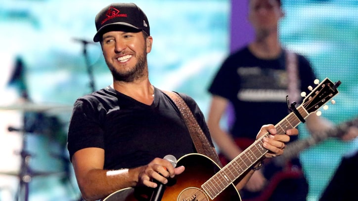 Luke Bryan Details 2018 Farm Tour