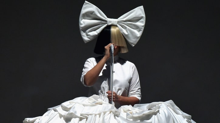 Sia Announces New Christmas Album, Directorial Debut