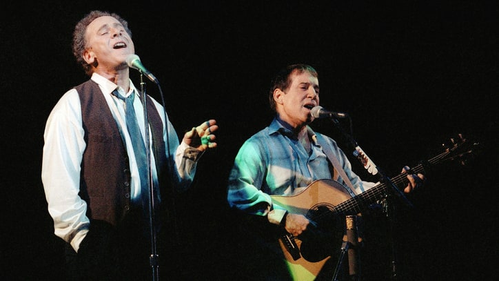 Flashback: Paul Simon Reunites With Garfunkel for 1993 Farewell Shows