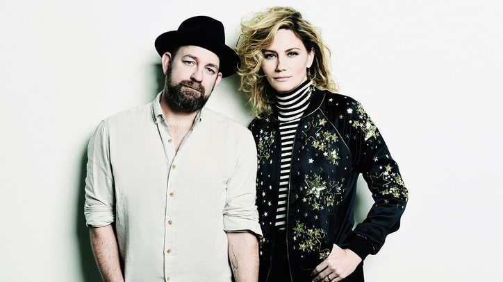 Sugarland Announce New Album 'Bigger,' Taylor Swift Collaboration