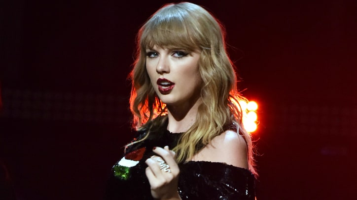 Hear Taylor Swift's Acoustic Cover of Earth, Wind & Fire's 'September'