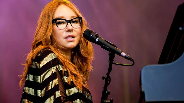 Hear Tori Amos' Haunting New Song 'Reindeer King'