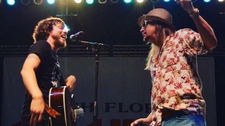 See Kid Rock, Chris Janson Mash Up 'Cowboy,' 'Buy Me a Boat'