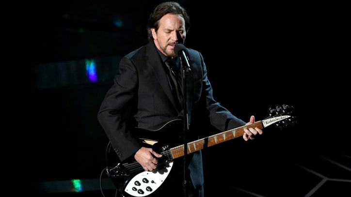 Oscars 2018: Watch Eddie Vedder Perform Tom Petty's 'Room at the Top'
