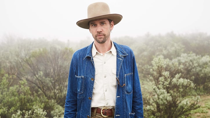 Hear Modern Folksinger Willie Watson's Rousing 'Samson and Delilah'