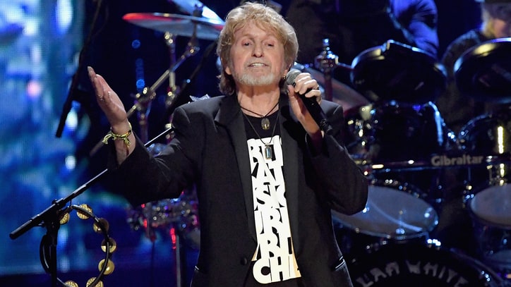 Watch Yes Enlist Geddy Lee for 'Roundabout' Rock Hall of Fame Performance