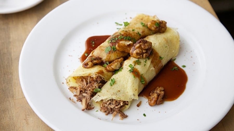 Pig's hooves NosetoTail Cooking for Beginners Men's Journal