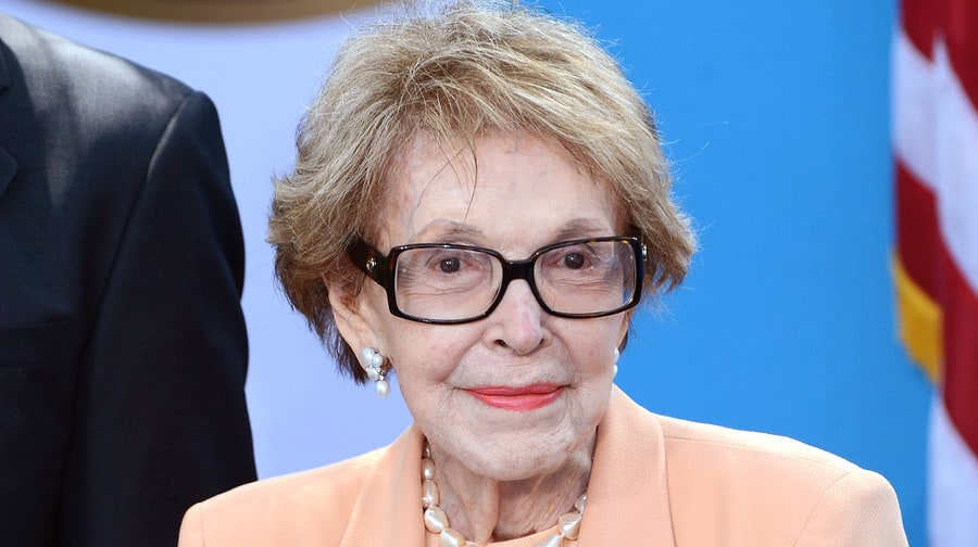Nancy Reagan, Former First Lady of the United States, Dead at 94