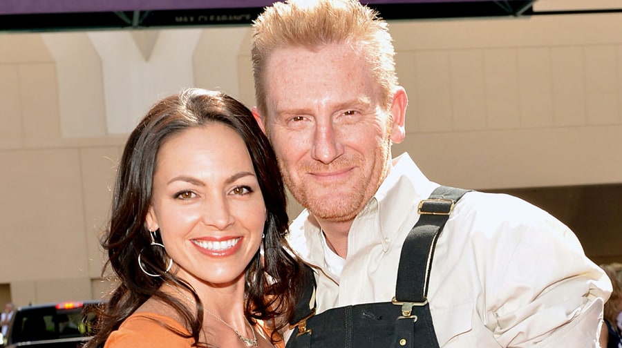 Rory Feek Posts About 'Making Plans' for Wife Joey's Funeral