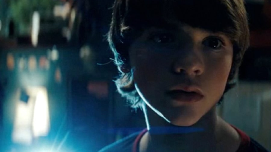 Summer's Golden Dozen, #2: 'Super 8'