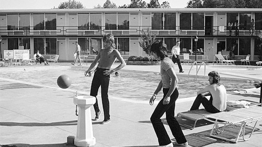1972