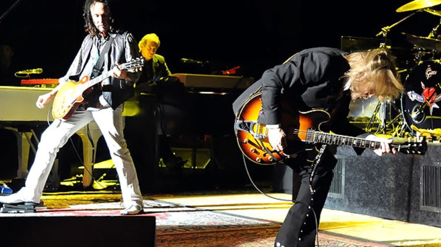 tom petty crawling back to you