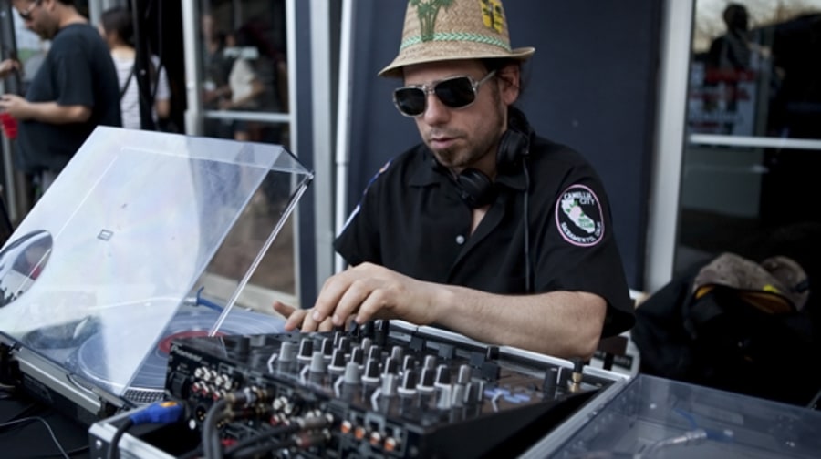 DJ Small Change