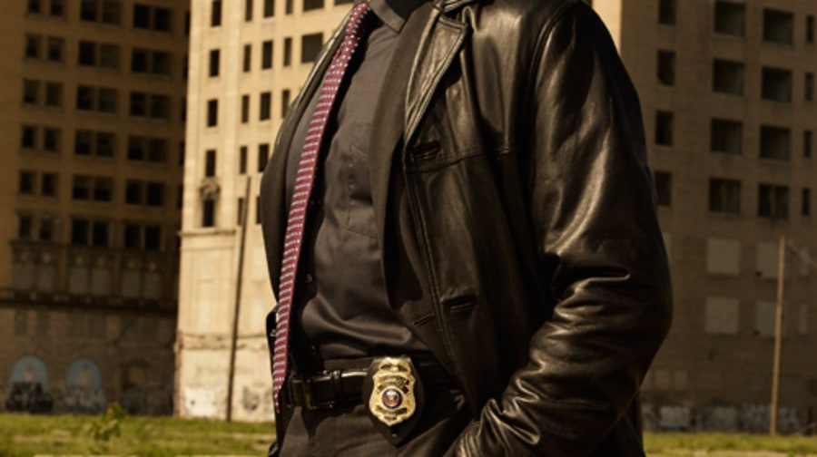 Mark Strong as Frank Agnew