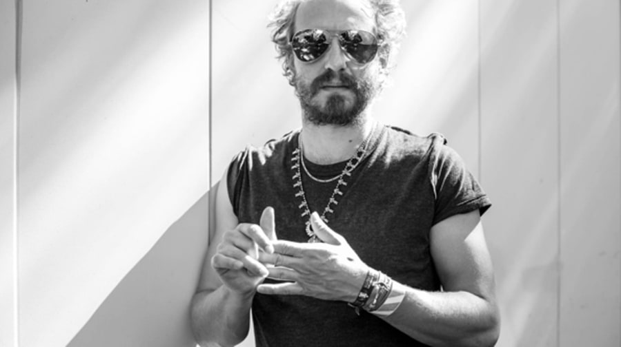 Phosphorescent