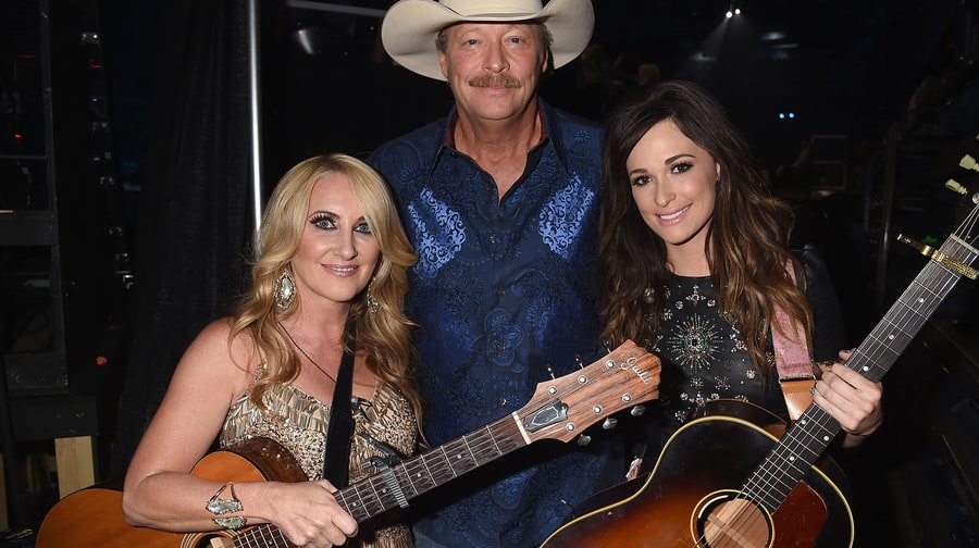 Best Tribute: Kacey Musgraves and Lee Ann Womack Sing Alan Jackson