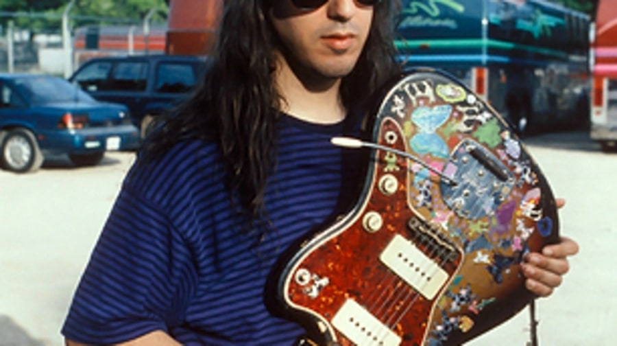 J Mascis
