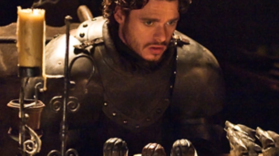 Caught in a Robb Romance