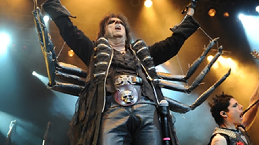 Alice Cooper (That Tent: Saturday, midnight)
