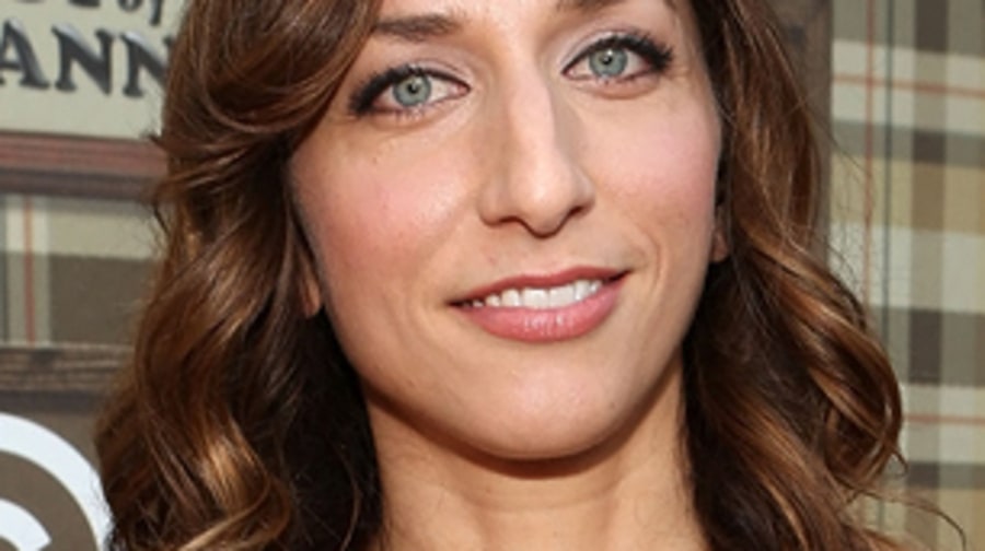 Chelsea Peretti (@chelseavperetti)