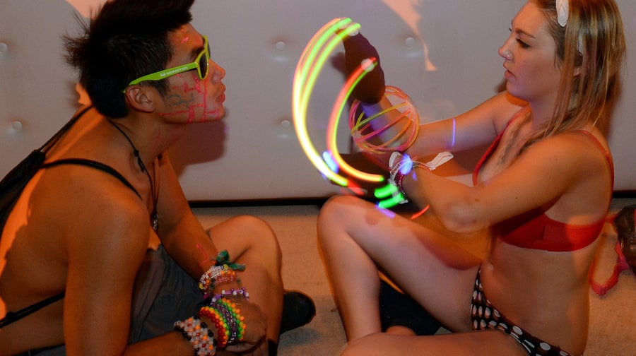 Show Us Your Hands: Inside EDM's Gloving Craze